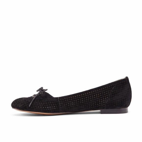 SOLE SOCIETY AUBRIANA PERFORATED BLACK BALLET FLAT - Picture 7 of 7